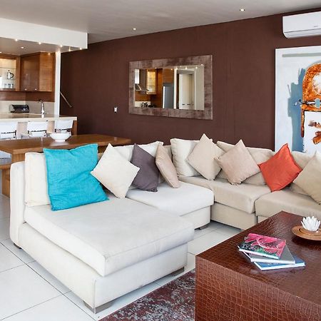 Marine Square Luxury Suites Херманус Екстериор снимка